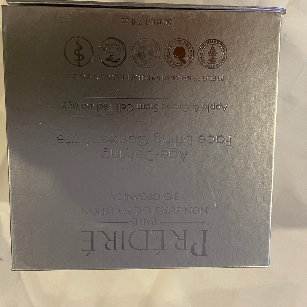 AGE-DEFYING FACE LIFTING CONCENTRATE